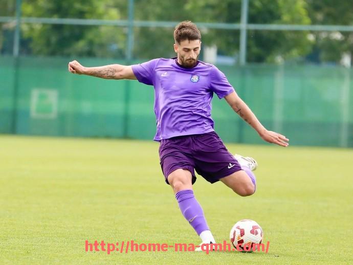 球盟会官网-法甲球员2024赛季赛场亮点表现的全面回顾